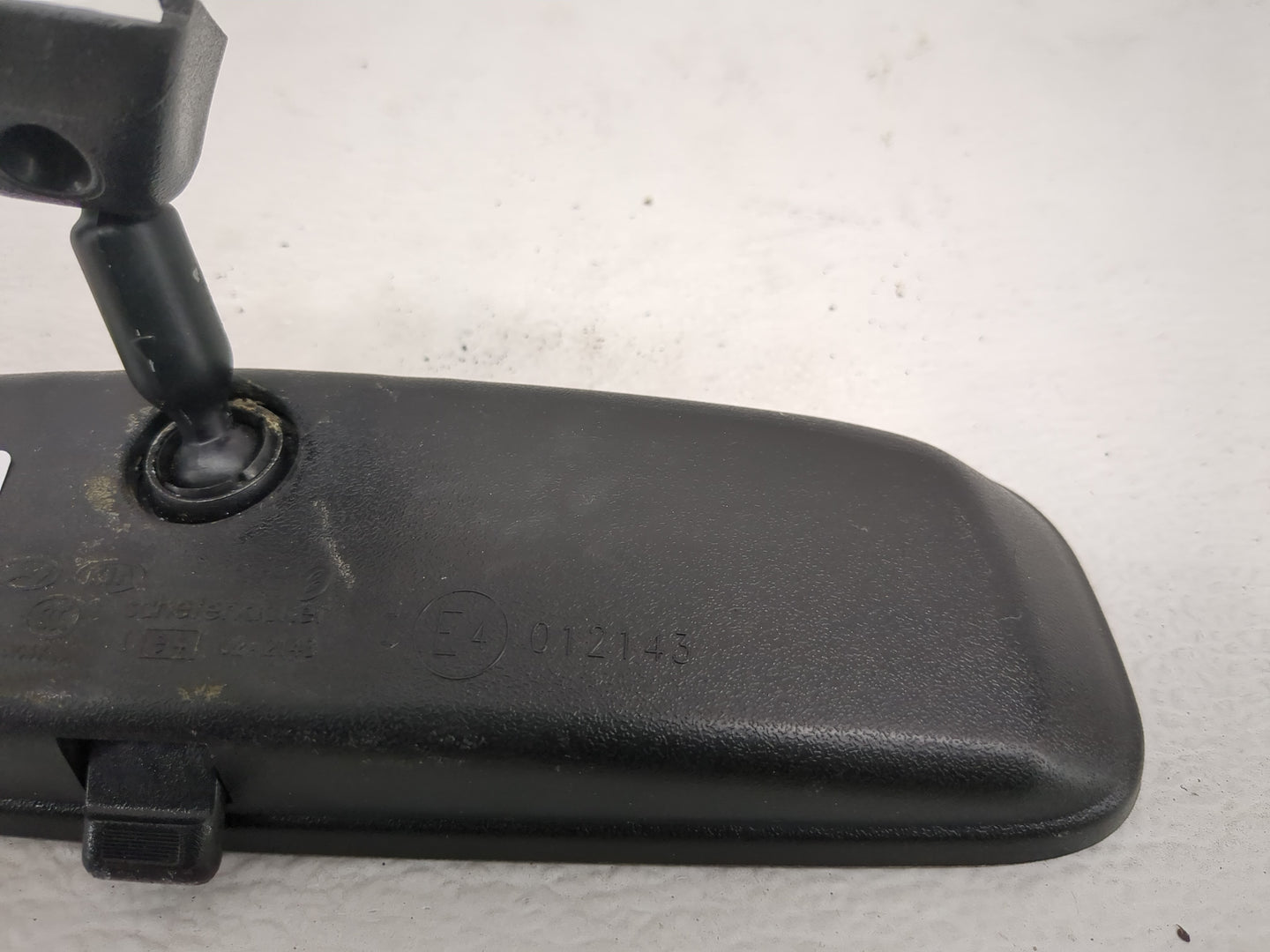2011-2020 Hyundai Elantra Interior Rear View Mirror Replacement OEM P/N:E4012143 Fits OEM Used Auto Parts - Oemusedautoparts