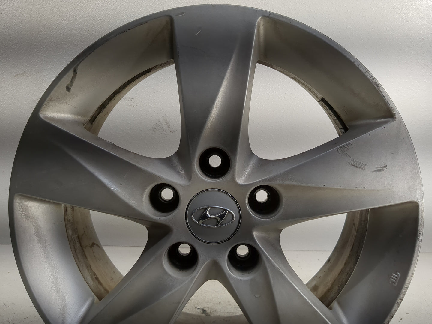 2011-2016 Hyundai Elantra Oem Wheel Rim - Oemusedautoparts1.com