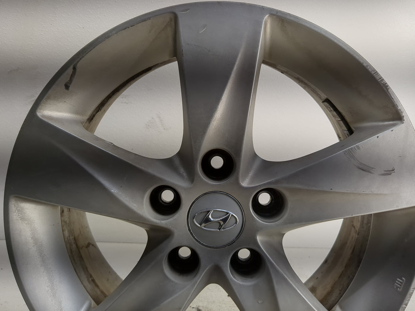 2011-2016 Hyundai Elantra Oem Wheel Rim - Oemusedautoparts1.com