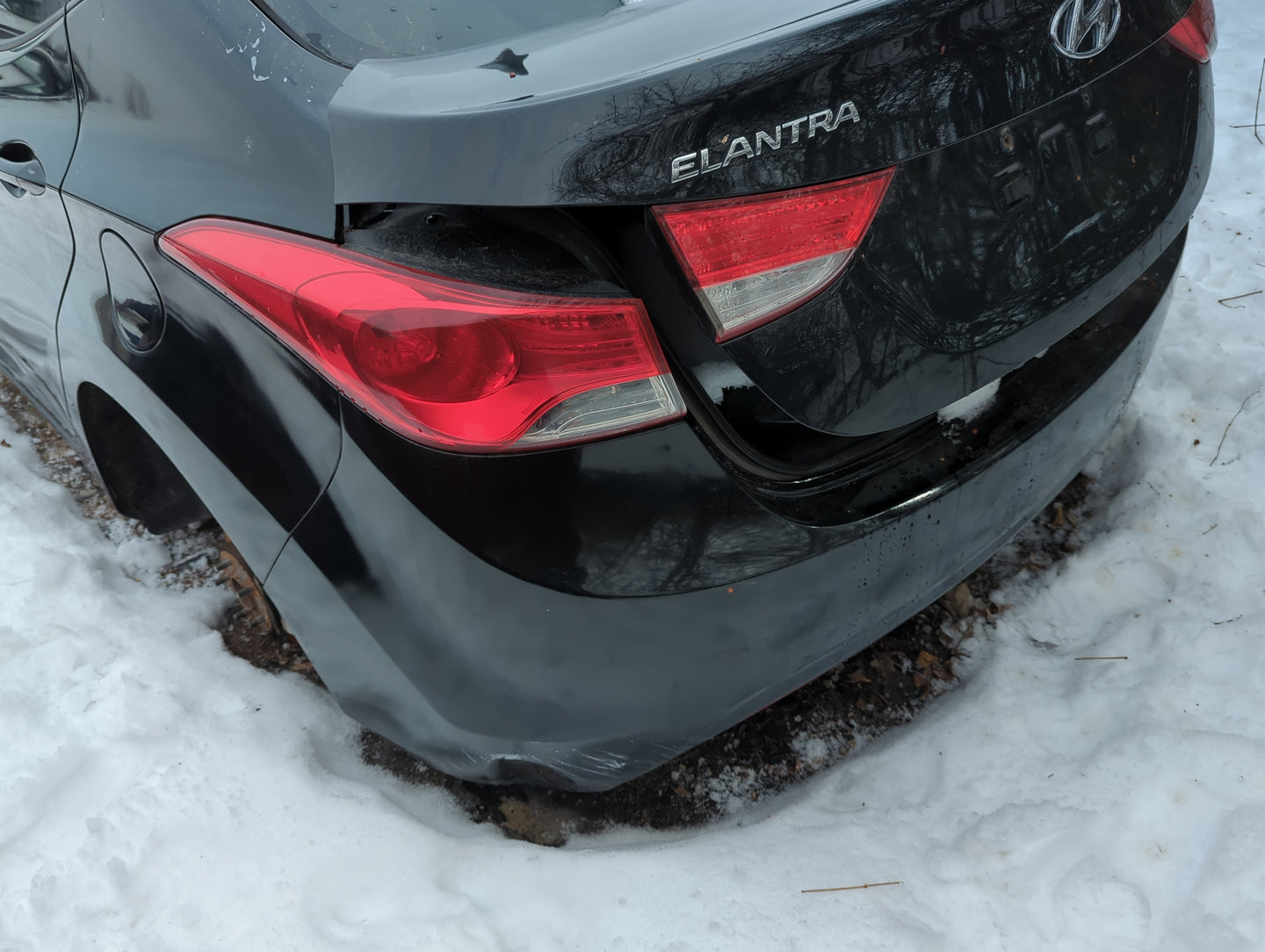 2011-2013 Hyundai Elantra Rear Bumper Assembly Oem - Oemusedautoparts1.com