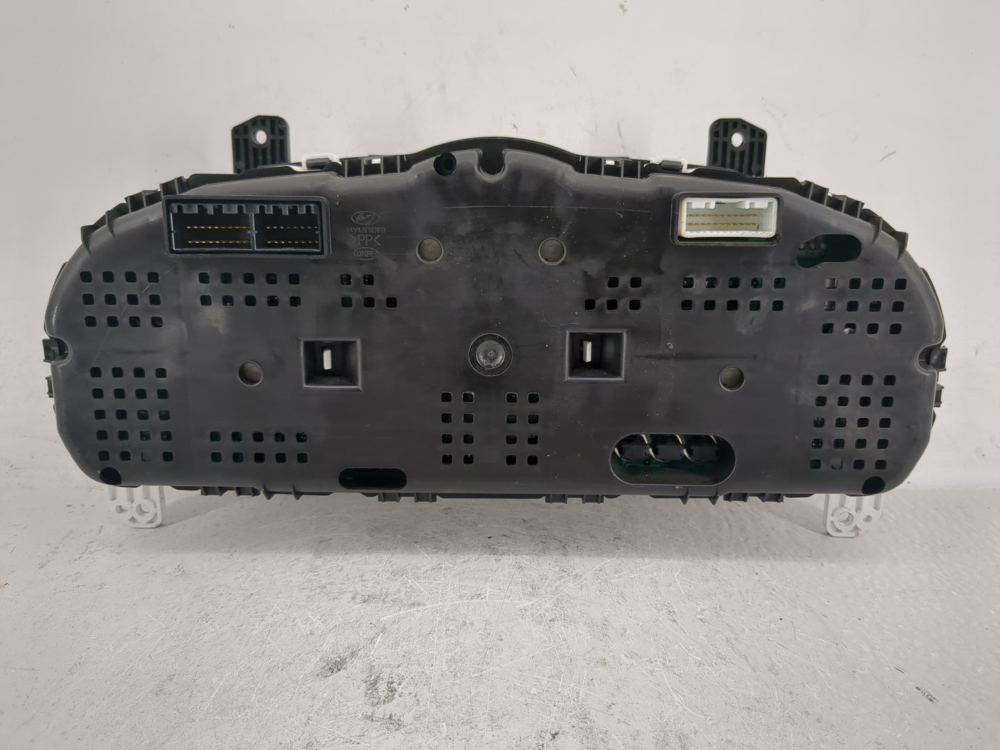 2009-2011 Hyundai Elantra Instrument Cluster Speedometer Gauges P/N:11001-037510H 94001-2L056 Fits Fits 2009 2010 2011 OEM U