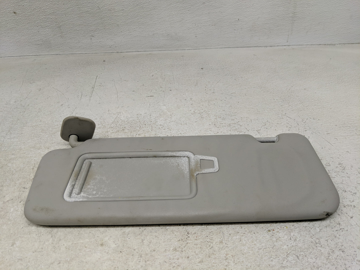 2011-2013 Hyundai Elantra Sun Visor Shade Replacement Driver Left Mirror Fits Fits 2011 2012 2013 OEM Used Auto Parts - Oemu