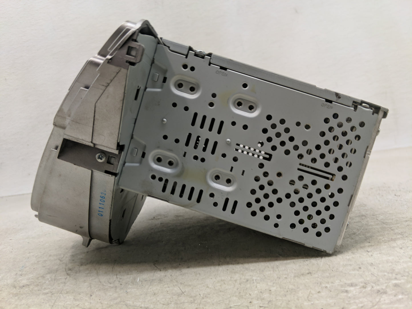 2011-2013 Hyundai Elantra Radio AM FM Cd Player Receiver Replacement P/N:96170-3X161BLH Fits Fits 2011 2012 2013 OEM Used Au