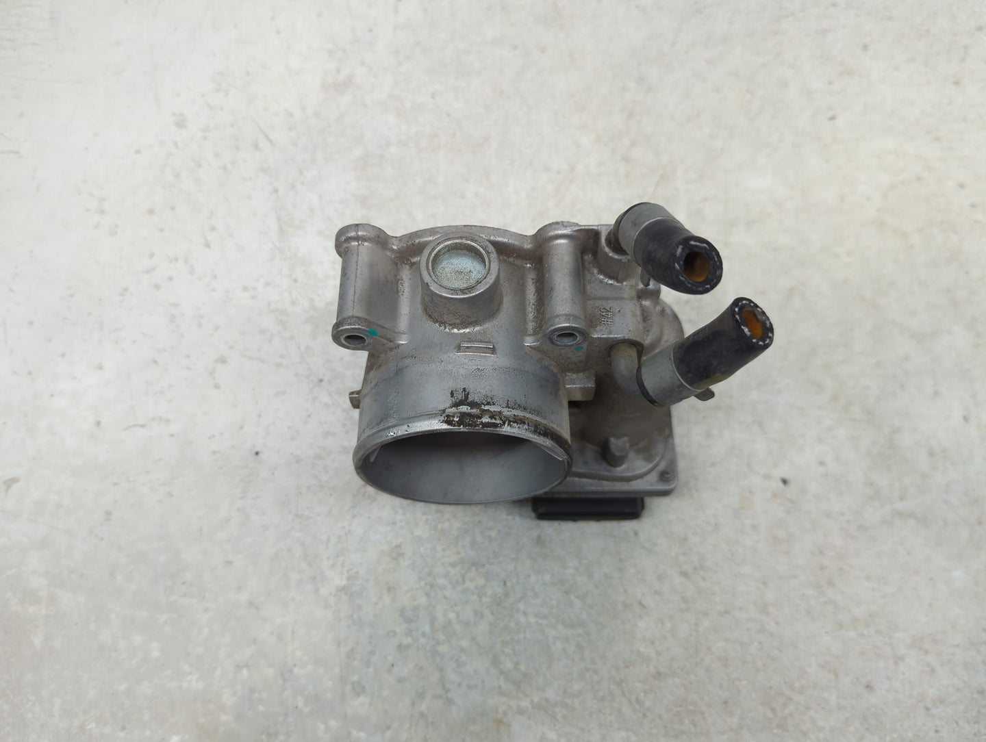 2011-2020 Hyundai Elantra Throttle Body P/N:35100-2E000 Fits Fits 2011 2012 2013 2014 2015 2016 2017 2018 2019 2020 2021 OEM