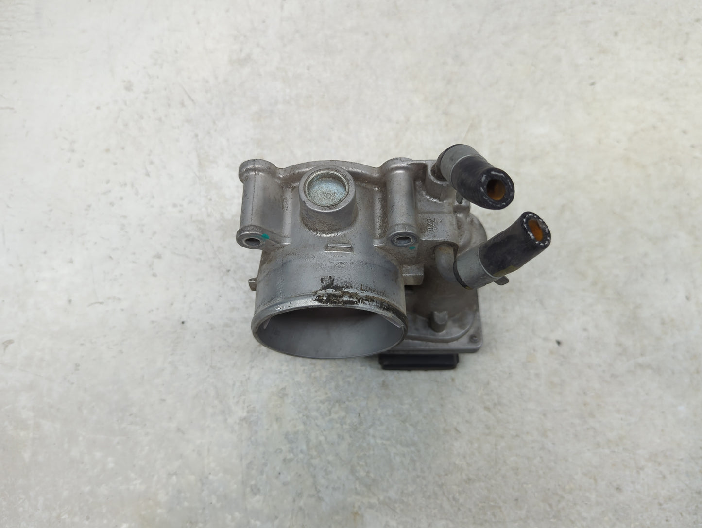 2011-2020 Hyundai Elantra Throttle Body P/N:35100-2E000 Fits Fits 2011 2012 2013 2014 2015 2016 2017 2018 2019 2020 2021 OEM