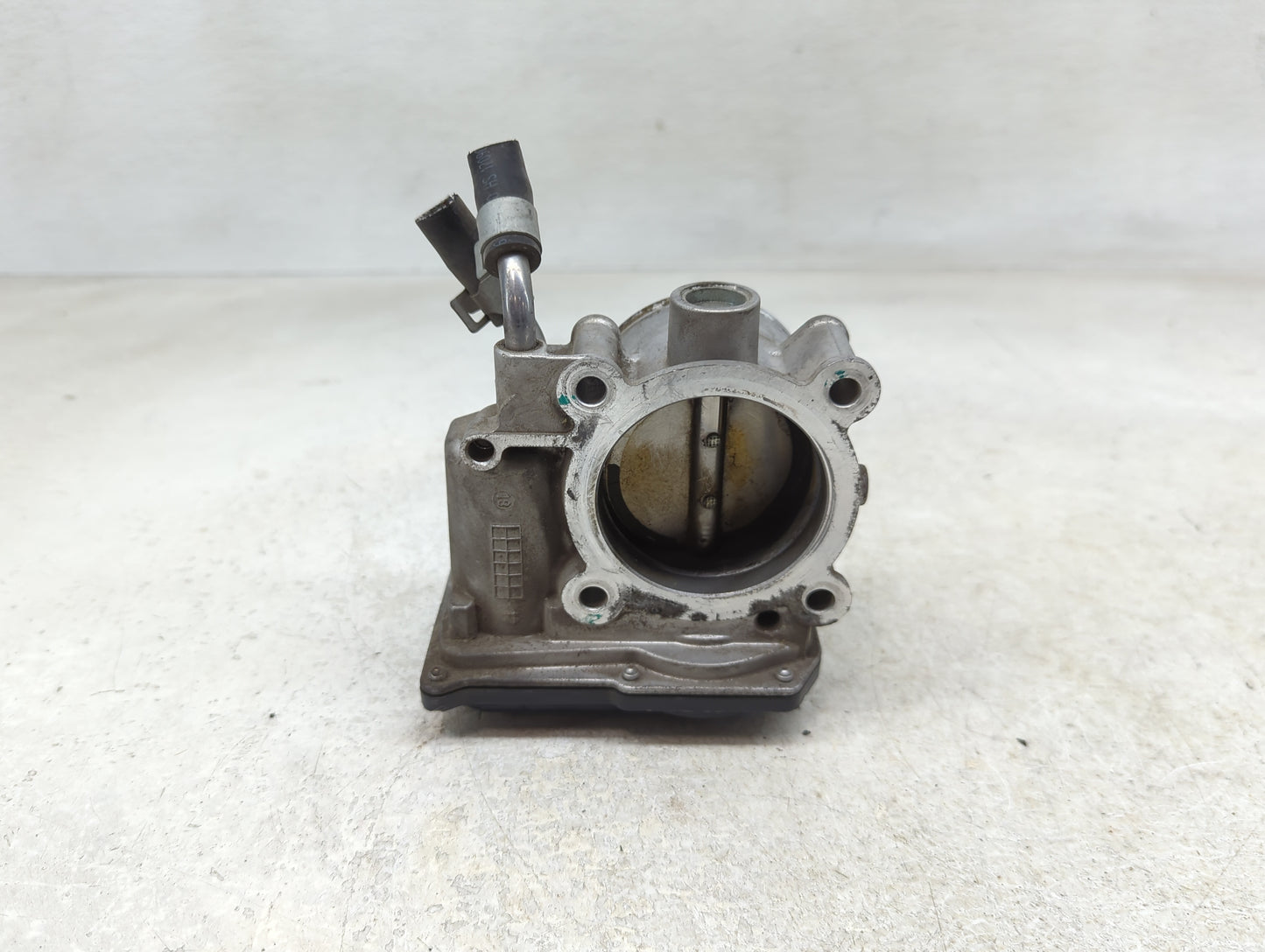 2011-2020 Hyundai Elantra Throttle Body P/N:35100-2E000 Fits Fits 2011 2012 2013 2014 2015 2016 2017 2018 2019 2020 2021 OEM