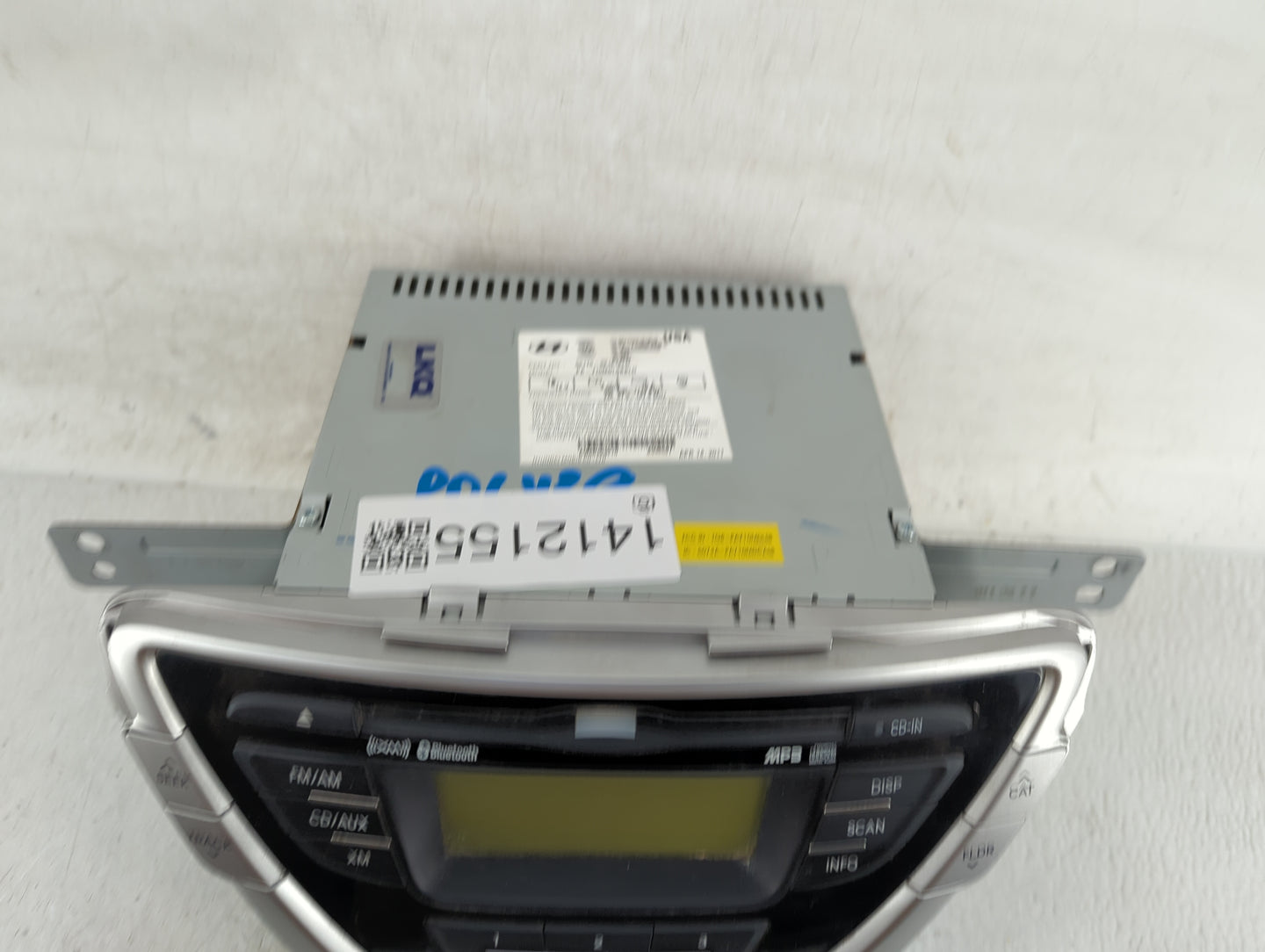 2011-2012 Hyundai Elantra Radio AM FM Cd Player Receiver Replacement Fits Fits 2011 2012 OEM Used Auto Parts - Oemusedautopa