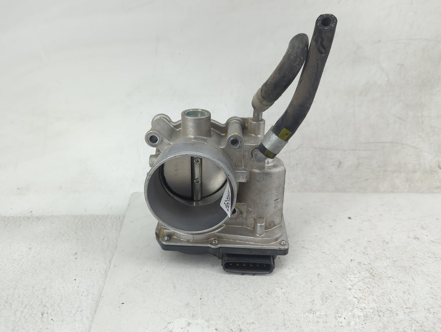 2011-2020 Hyundai Elantra Throttle Body P/N:35100-2E000 Fits Fits 2011 2012 2013 2014 2015 2016 2017 2018 2019 2020 2021 OEM