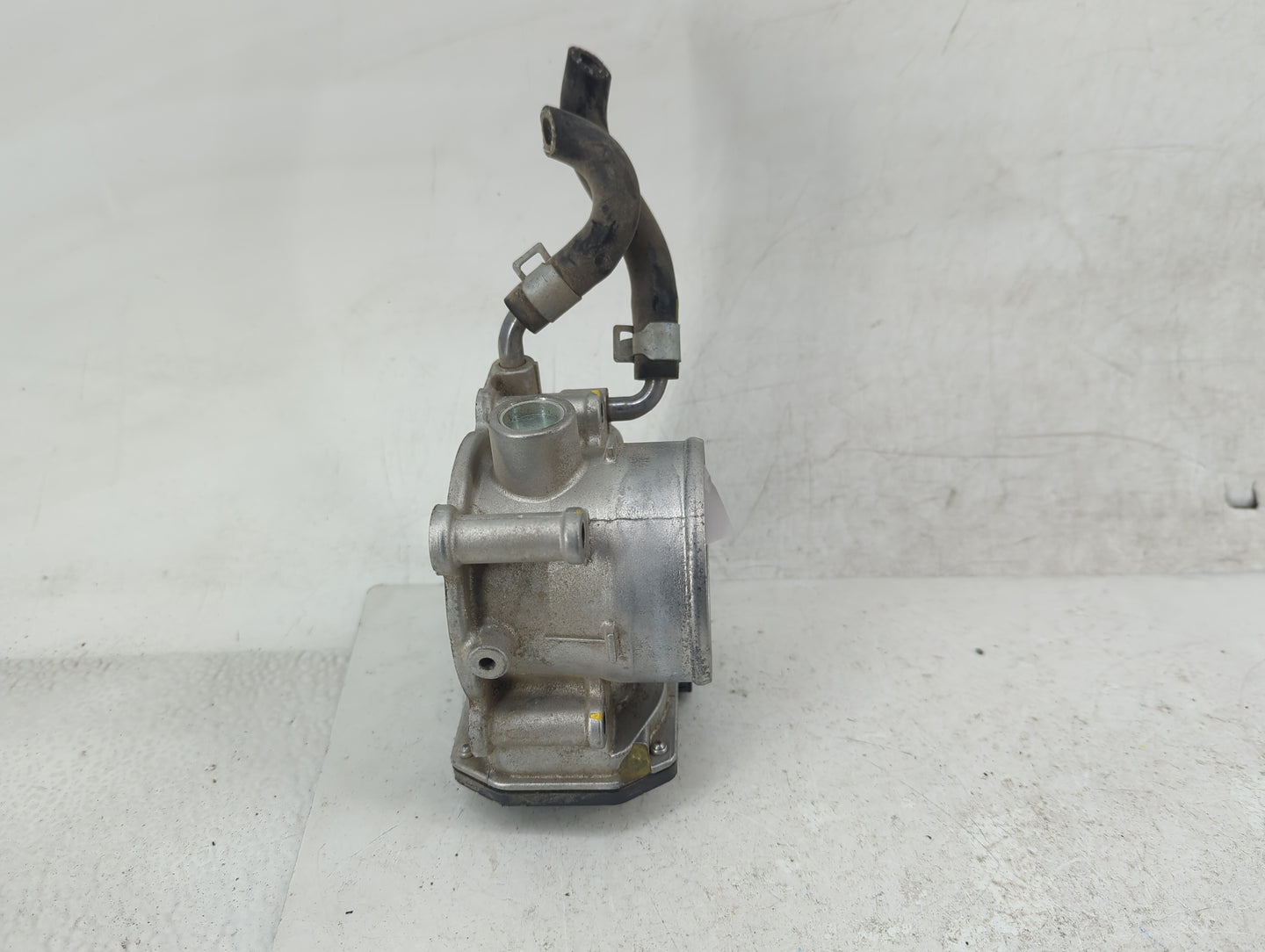 2011-2020 Hyundai Elantra Throttle Body P/N:35100-2E000 Fits Fits 2011 2012 2013 2014 2015 2016 2017 2018 2019 2020 2021 OEM