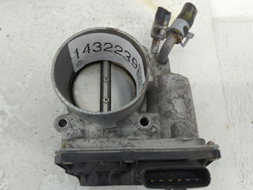 2011-2020 Hyundai Elantra Throttle Body P/N:35100-2E000 Fits Fits 2011 2012 2013 2014 2015 2016 2017 2018 2019 2020 2021 OEM Used Auto Parts