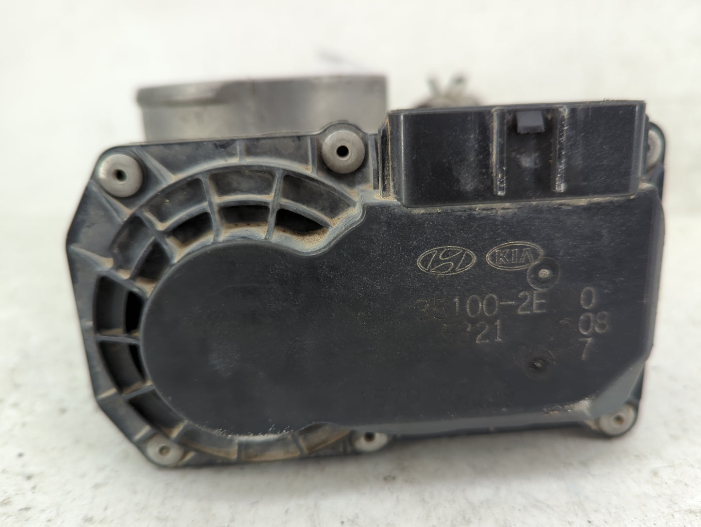 2011-2020 Hyundai Elantra Throttle Body P/N:35100-2E000 Fits Fits 2011 2012 2013 2014 2015 2016 2017 2018 2019 2020 2021 OEM