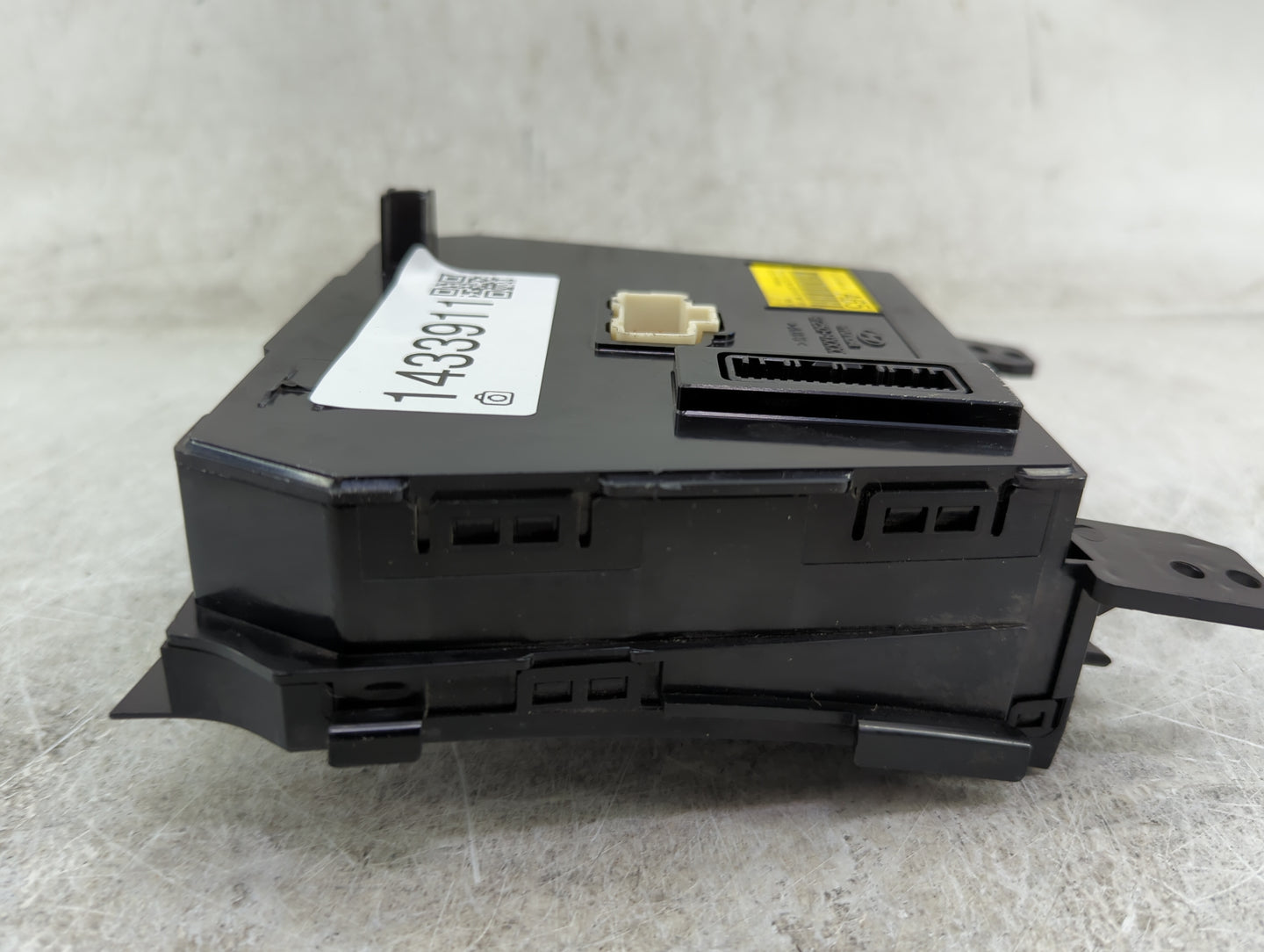2011-2013 Hyundai Elantra Climate Control Module Temperature AC/Heater Replacement Fits Fits 2011 2012 2013 OEM Used Auto Pa