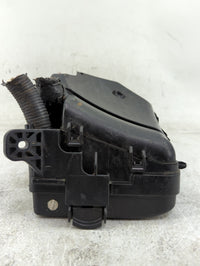 2011 Hyundai Elantra Fusebox Fuse Box Panel Relay Module P/N:VSU03006M0341210130 V59120O3Y06M2 Fits OEM Used Auto Parts - Oe