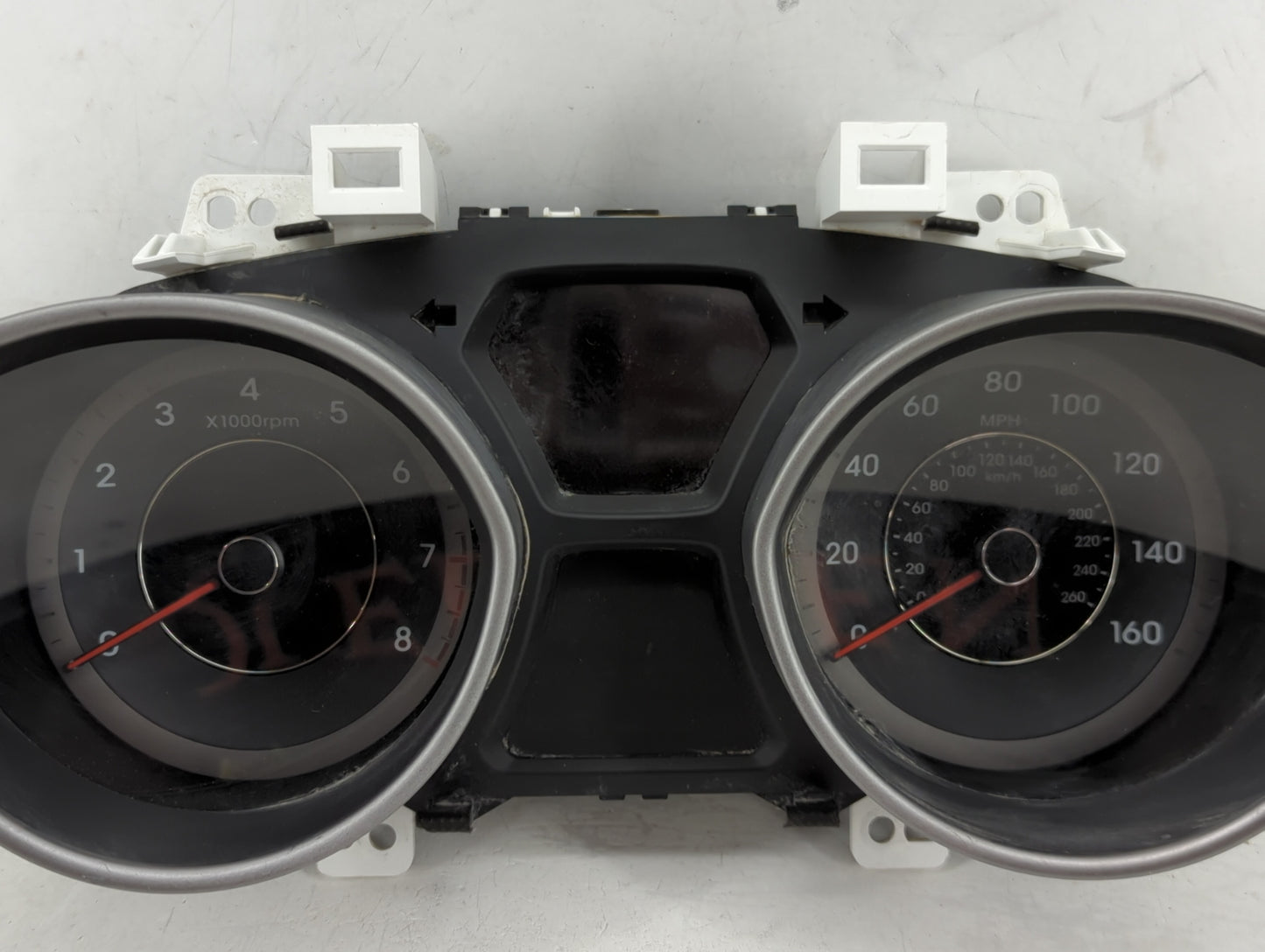 2011-2012 Hyundai Elantra Instrument Cluster Speedometer Gauges P/N:94001-3X230 Fits Fits 2011 2012 OEM Used Auto Parts - Oe