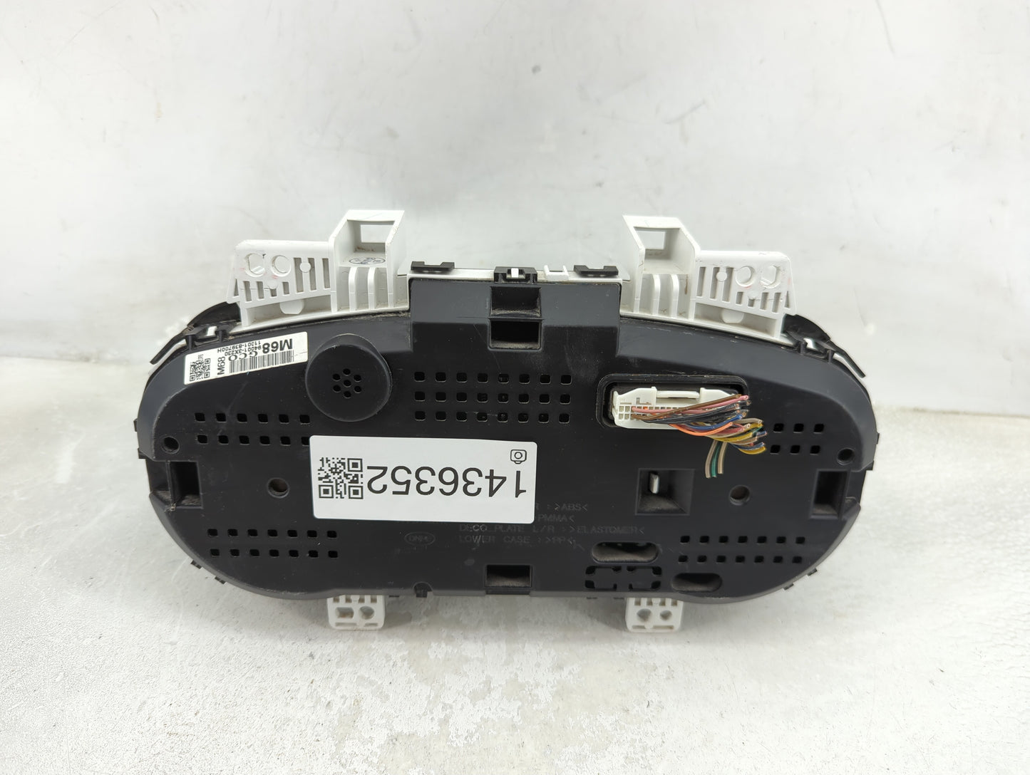 2011-2012 Hyundai Elantra Instrument Cluster Speedometer Gauges P/N:94001-3X230 Fits Fits 2011 2012 OEM Used Auto Parts - Oe