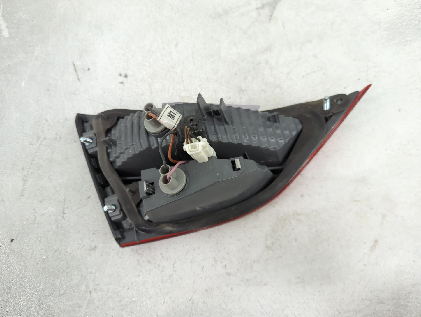 2011-2013 Hyundai Elantra Tail Light Assembly Passenger Right OEM P/N:92404-3X0 Fits Fits 2011 2012 2013 OEM Used Auto Parts