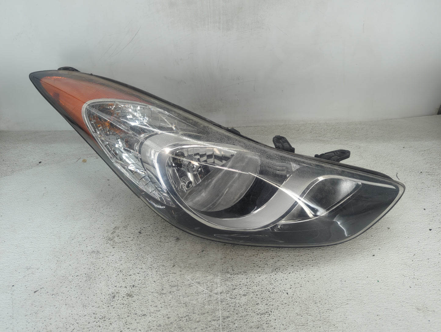2011-2013 Hyundai Elantra Passenger Right Oem Head Light Headlight Lamp - Oemusedautoparts1.com