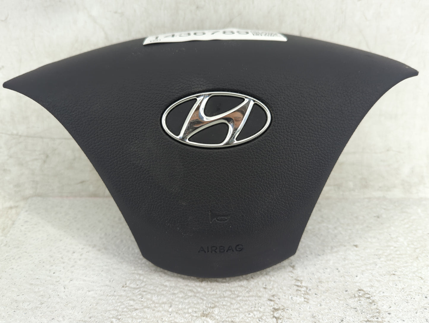 2011-2016 Hyundai Elantra Air Bag Driver Left Steering Wheel Mounted P/N:BA01090 569003X500HZ Fits OEM Used Auto Parts - Oem