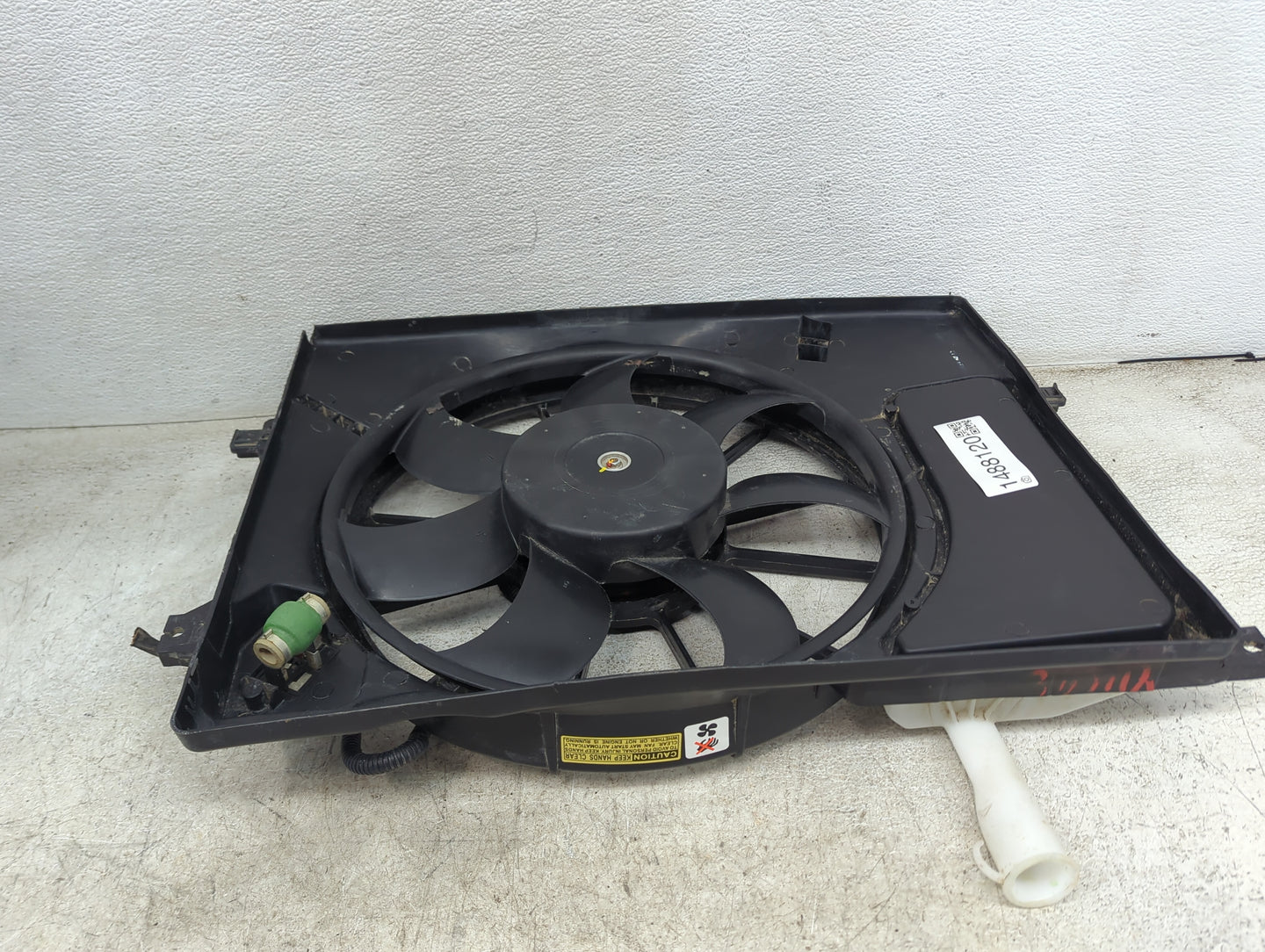 2011-2015 Hyundai Elantra Electric Radiator Cooling Fan Motor Assembly P/N:FORM CN282 PARTS-HAK-0113 Fits OEM Used Auto Part