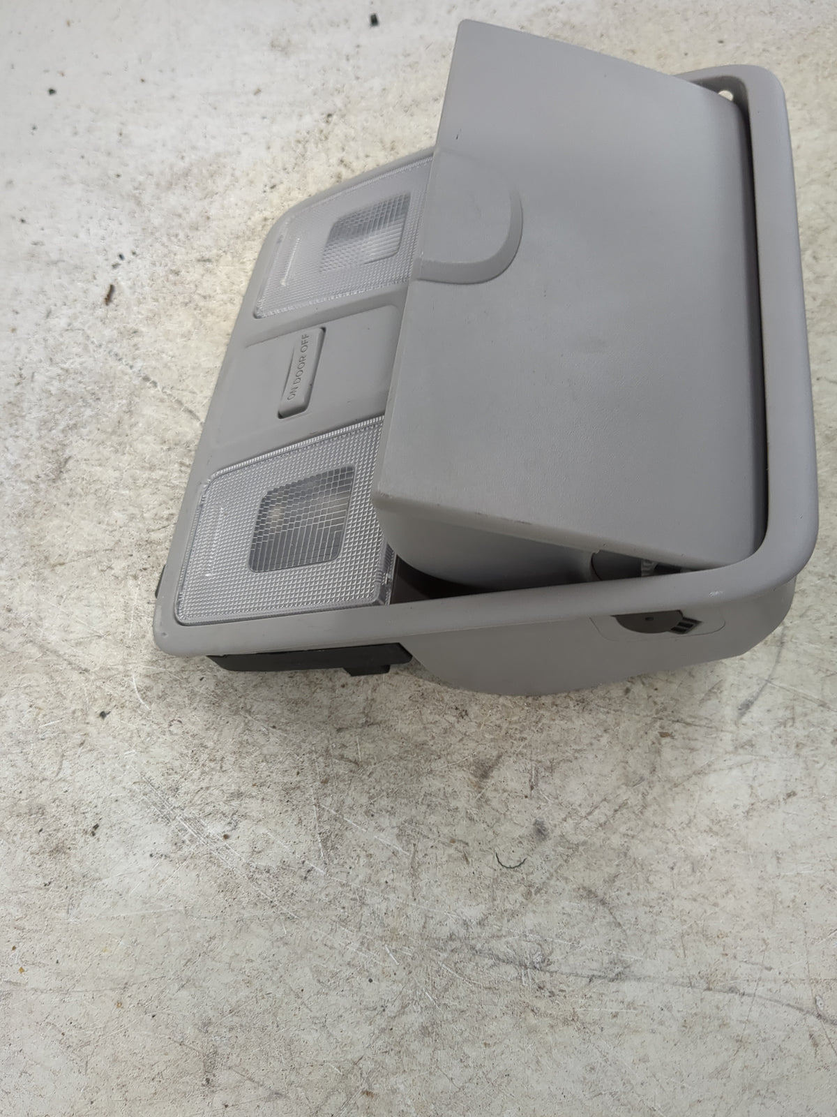 2011 Hyundai Elantra Overhead Roof Console Gray - Oemusedautoparts1.com