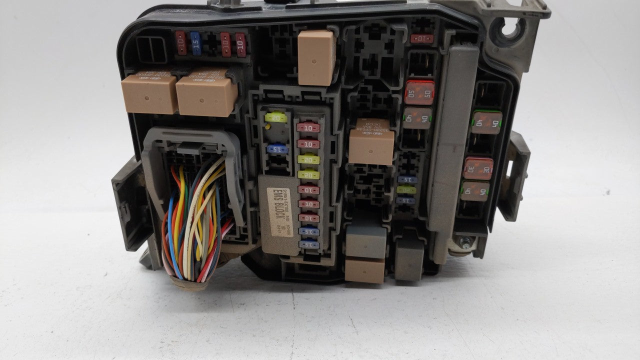 2011 Hyundai Elantra Fusebox Fuse Box Panel Relay Module P/N:91950-3X510 Fits OEM Used Auto Parts - Oemusedautoparts1.com