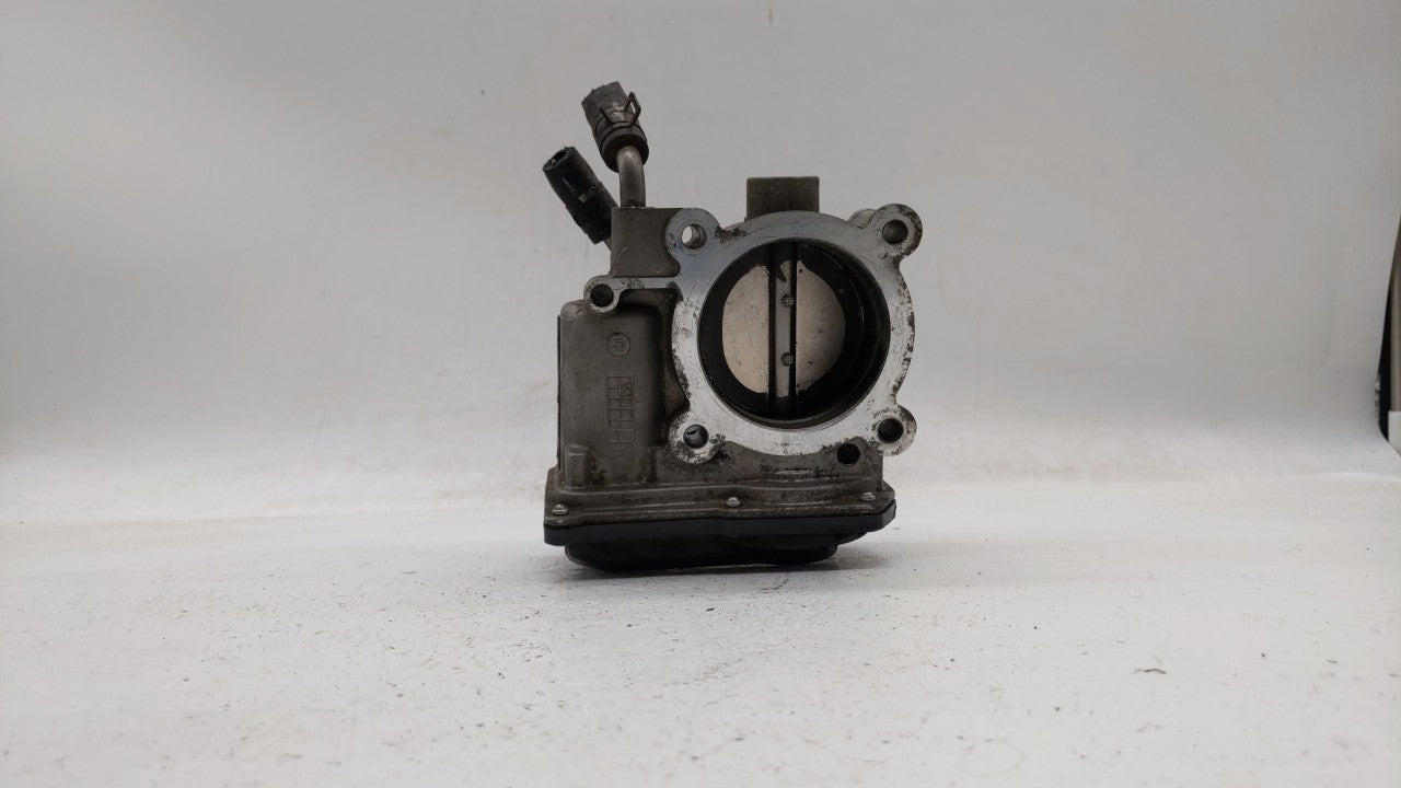2011-2018 Hyundai Elantra Throttle Body P/N:35100-2E000 Fits Fits 2011 2012 2013 2014 2015 2016 2017 2018 2019 OEM Used Auto