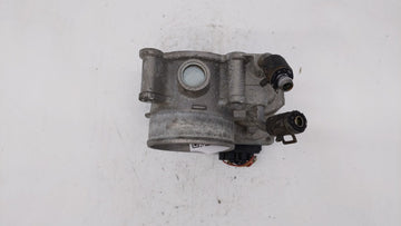 2011-2018 Hyundai Elantra Throttle Body P/N:35100-2E000 Fits Fits 2011 2012 2013 2014 2015 2016 2017 2018 2019 OEM Used Auto Parts