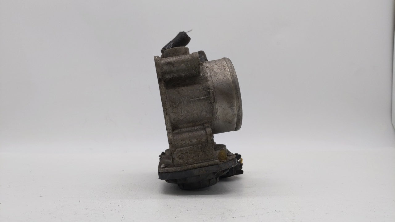 2011-2018 Hyundai Elantra Throttle Body P/N:35100-2E000 Fits Fits 2011 2012 2013 2014 2015 2016 2017 2018 2019 OEM Used Auto