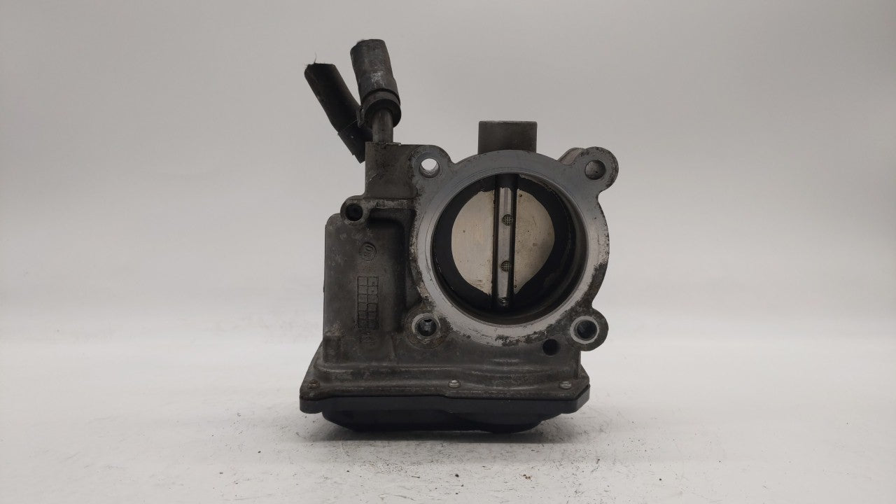 2011-2018 Hyundai Elantra Throttle Body P/N:35100-2E000 Fits Fits 2011 2012 2013 2014 2015 2016 2017 2018 2019 OEM Used Auto