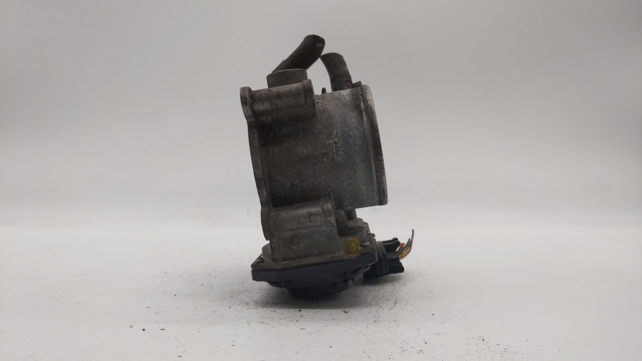2011-2018 Hyundai Elantra Throttle Body P/N:35100-2E000 Fits Fits 2011 2012 2013 2014 2015 2016 2017 2018 2019 OEM Used Auto