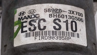 2011 Hyundai Elantra Throttle Body P/N:58920-3X700 Fits OEM Used Auto Parts - Oemusedautoparts1.com