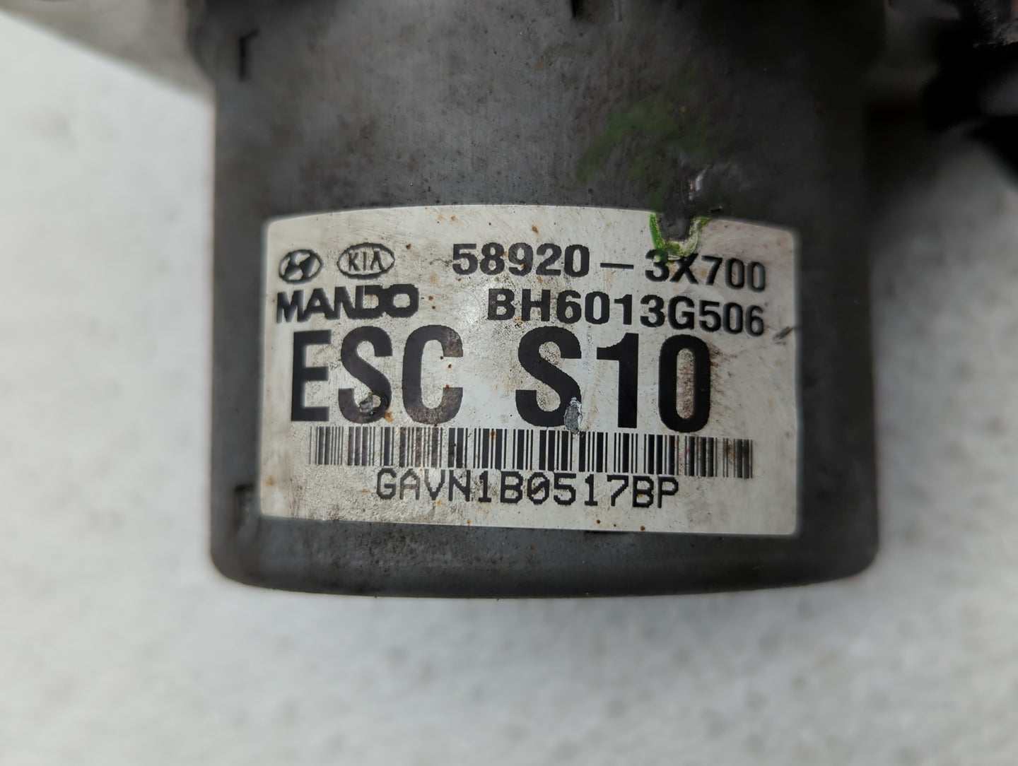 2011-2013 Hyundai Elantra ABS Pump Control Module Replacement P/N:58920-3X650 58920-3X700 Fits Fits 2011 2012 2013 OEM Used 