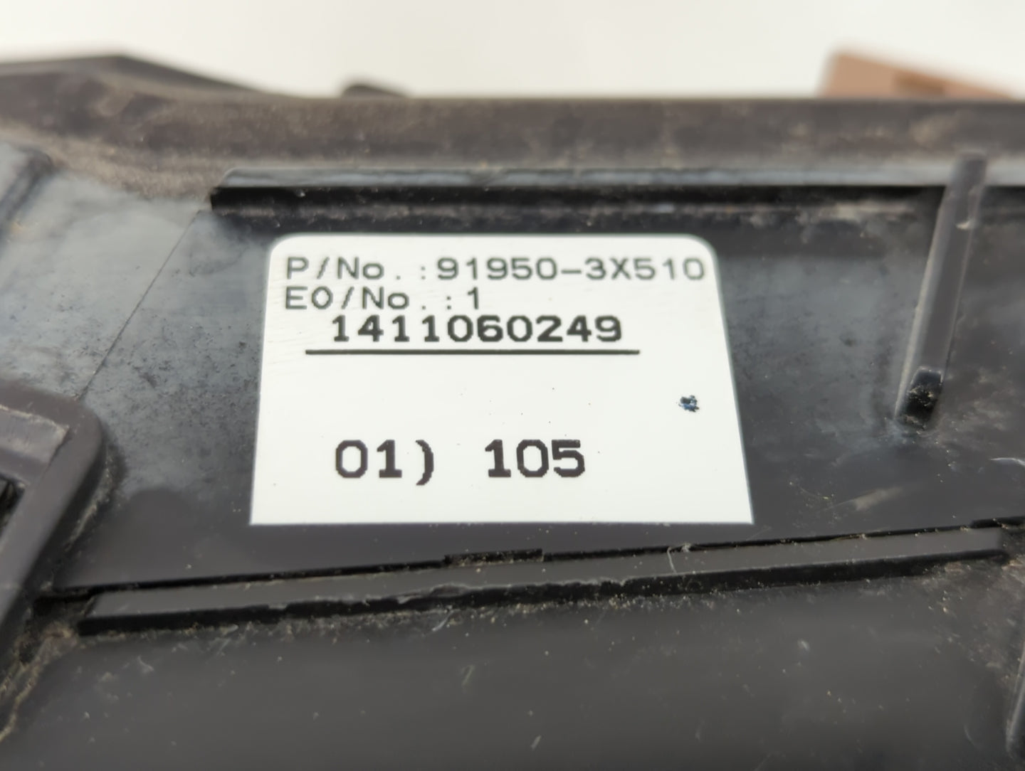 2011-2013 Hyundai Elantra Fusebox Fuse Box Panel Relay Module P/N:1302260016 VS912003Y074UA Fits Fits 2011 2012 2013 OEM Use