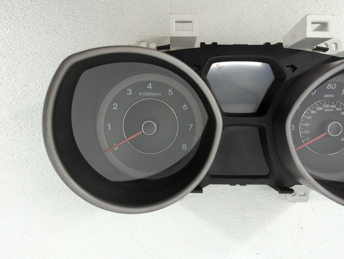 2011 Hyundai Elantra Instrument Cluster Speedometer Gauges P/N:94001-3X230 94001-3Y000 Fits OEM Used Auto Parts - Oemusedaut