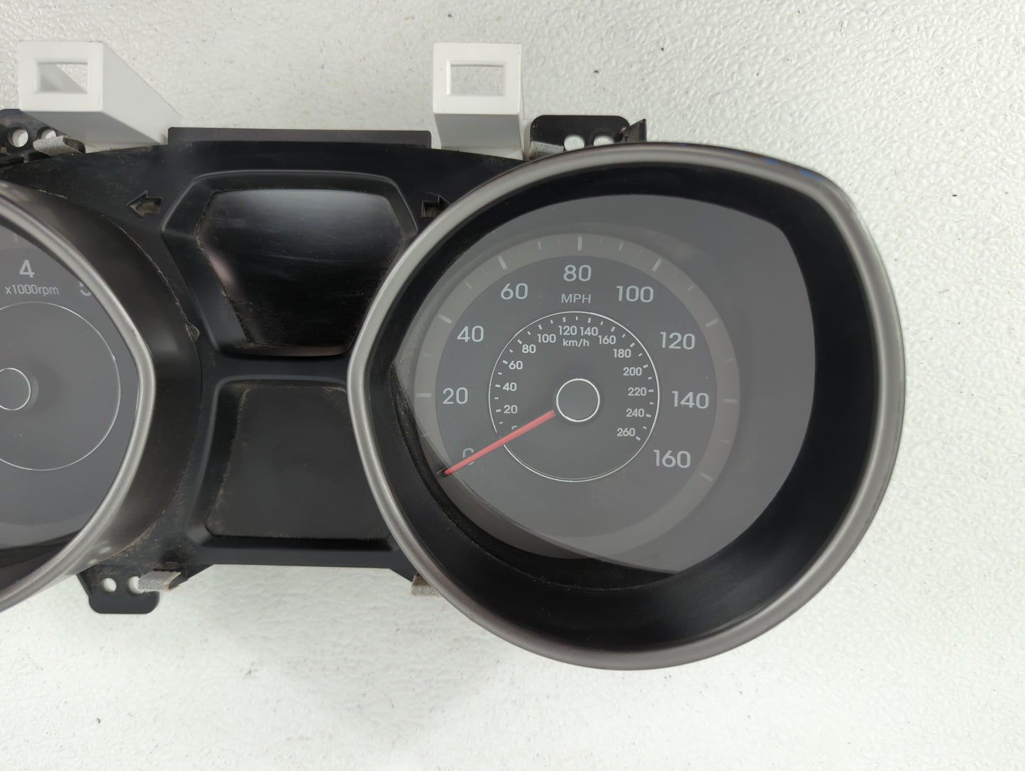 2011 Hyundai Elantra Instrument Cluster Speedometer Gauges P/N:94001-3X230 94001-3Y000 Fits OEM Used Auto Parts - Oemusedaut