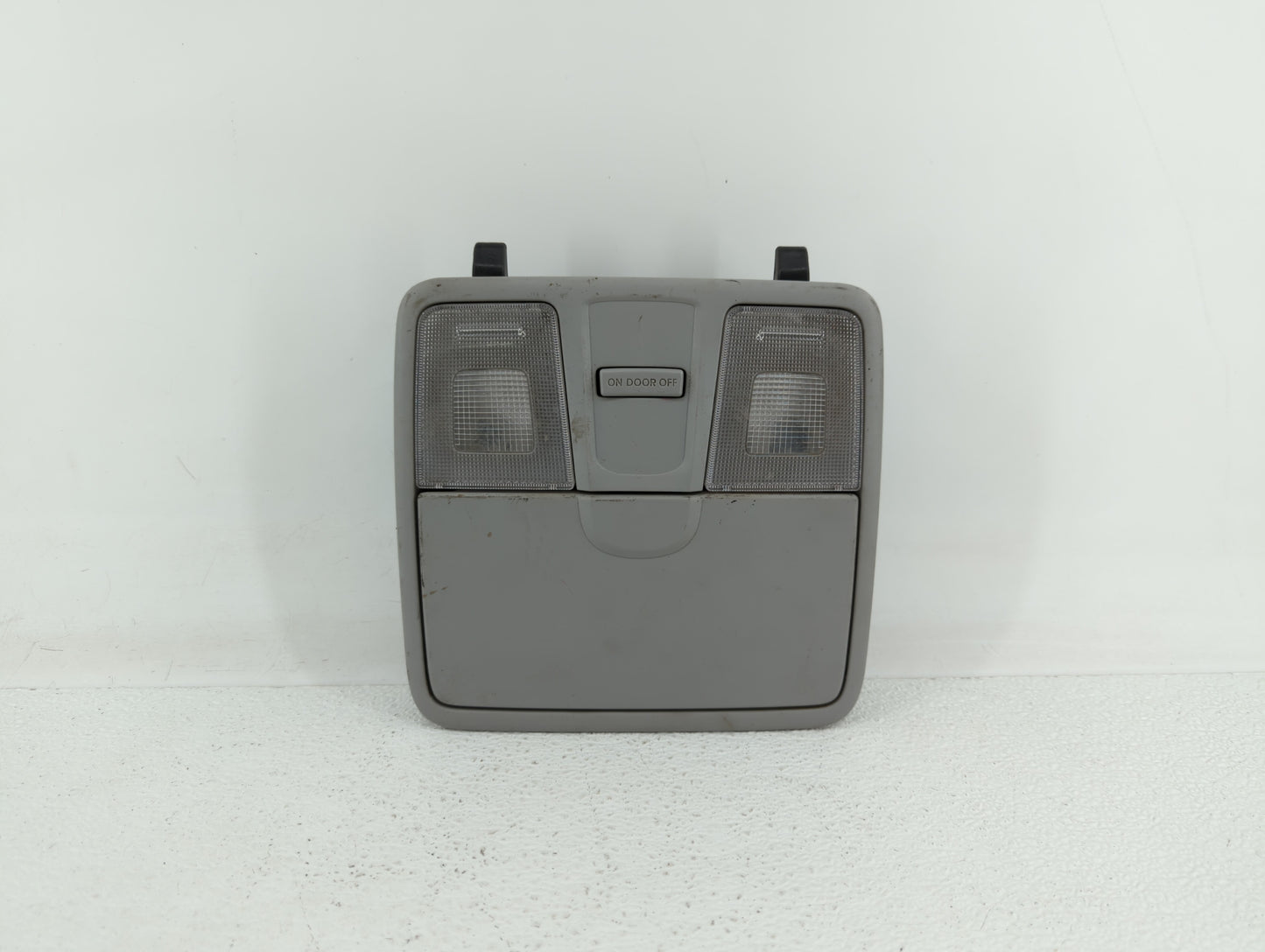 2011 Hyundai Elantra Overhead Roof Console - Oemusedautoparts1.com