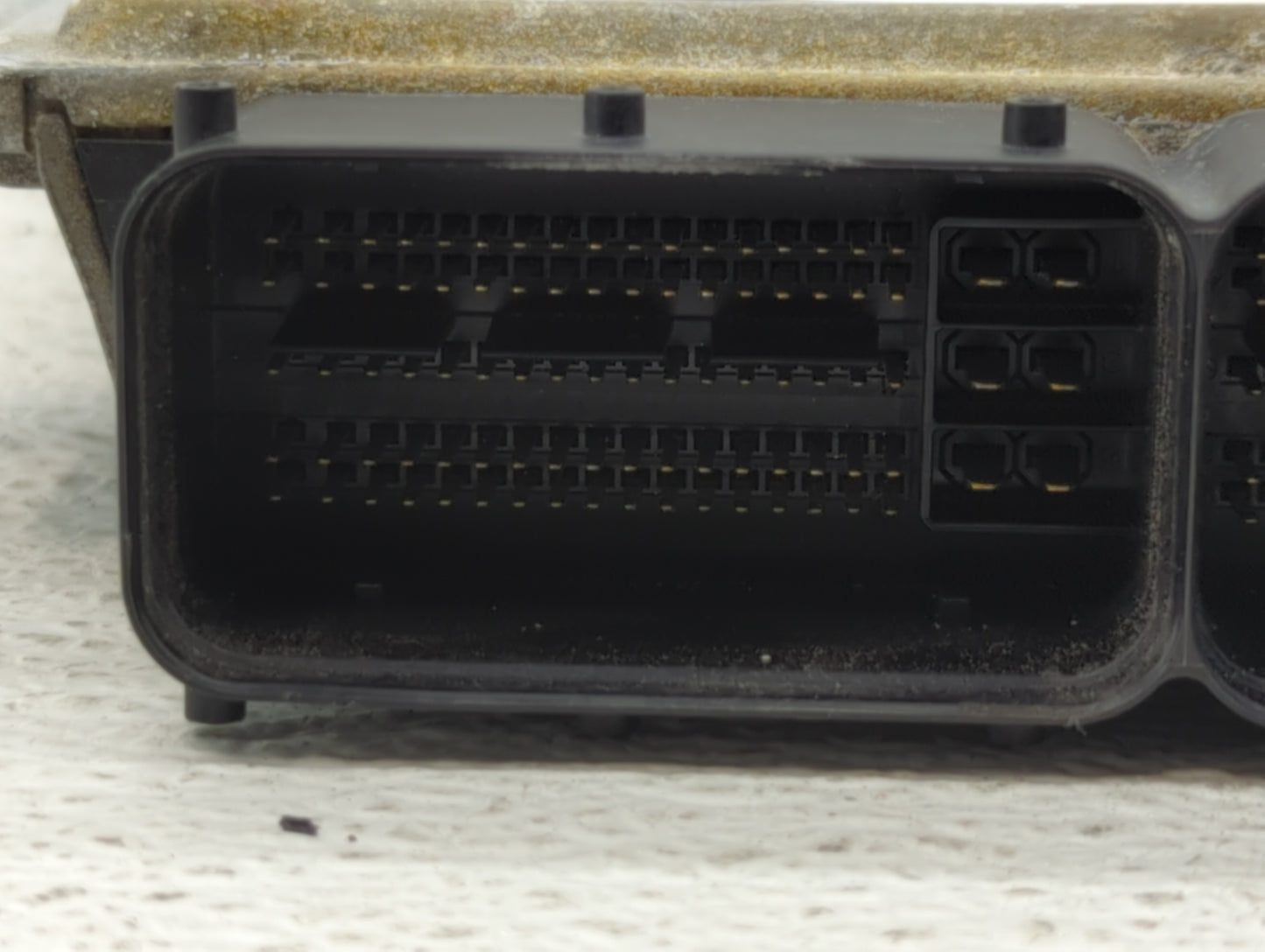 2011 Hyundai Elantra PCM Engine Control Computer ECU ECM PCU OEM P/N:39102-2EMB0 39103-2EMB0, 39102-2EMA0, 39103-2EMA0 Fits 