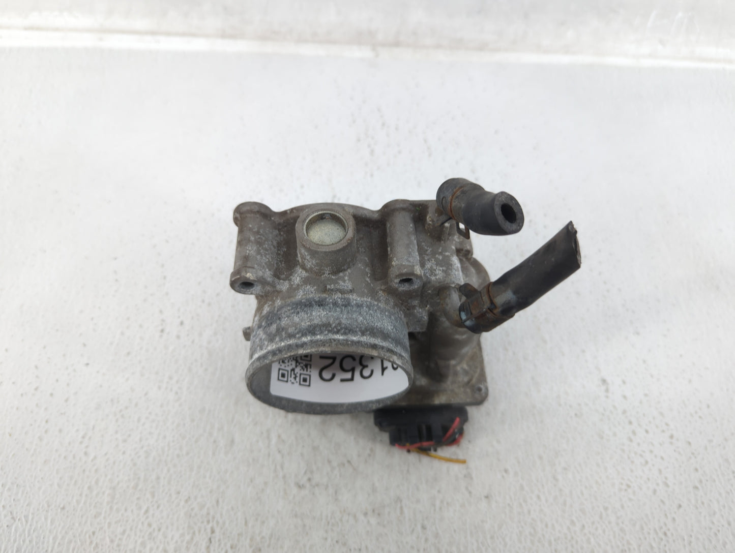 2011-2020 Hyundai Elantra Throttle Body P/N:152010M08 Fits Fits 2011 2012 2013 2014 2015 2016 2017 2018 2019 2020 2021 OEM U
