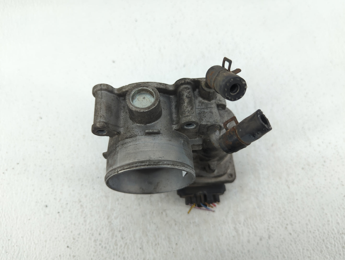 2011-2020 Hyundai Elantra Throttle Body P/N:35100-2E000 Fits Fits 2011 2012 2013 2014 2015 2016 2017 2018 2019 2020 2021 OEM