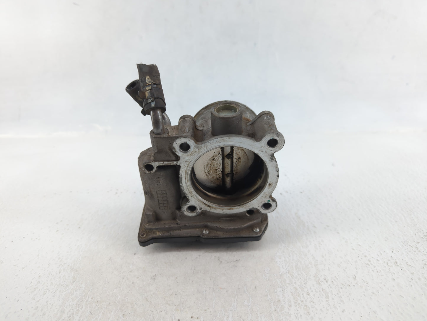 2011-2020 Hyundai Elantra Throttle Body P/N:35100-2E000 Fits Fits 2011 2012 2013 2014 2015 2016 2017 2018 2019 2020 2021 OEM