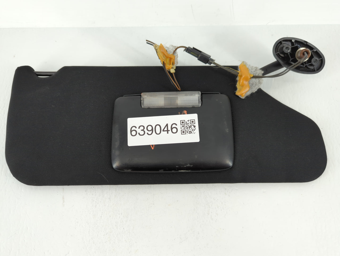 2011 Hyundai Elantra Sun Visor Shade Replacement Passenger Right Mirror Fits OEM Used Auto Parts - Oemusedautoparts1.com