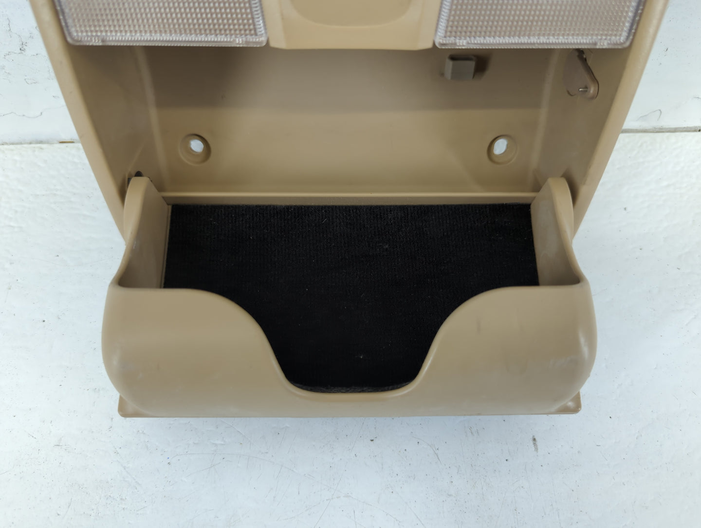 2011 Hyundai Elantra Overhead Roof Console - Oemusedautoparts1.com