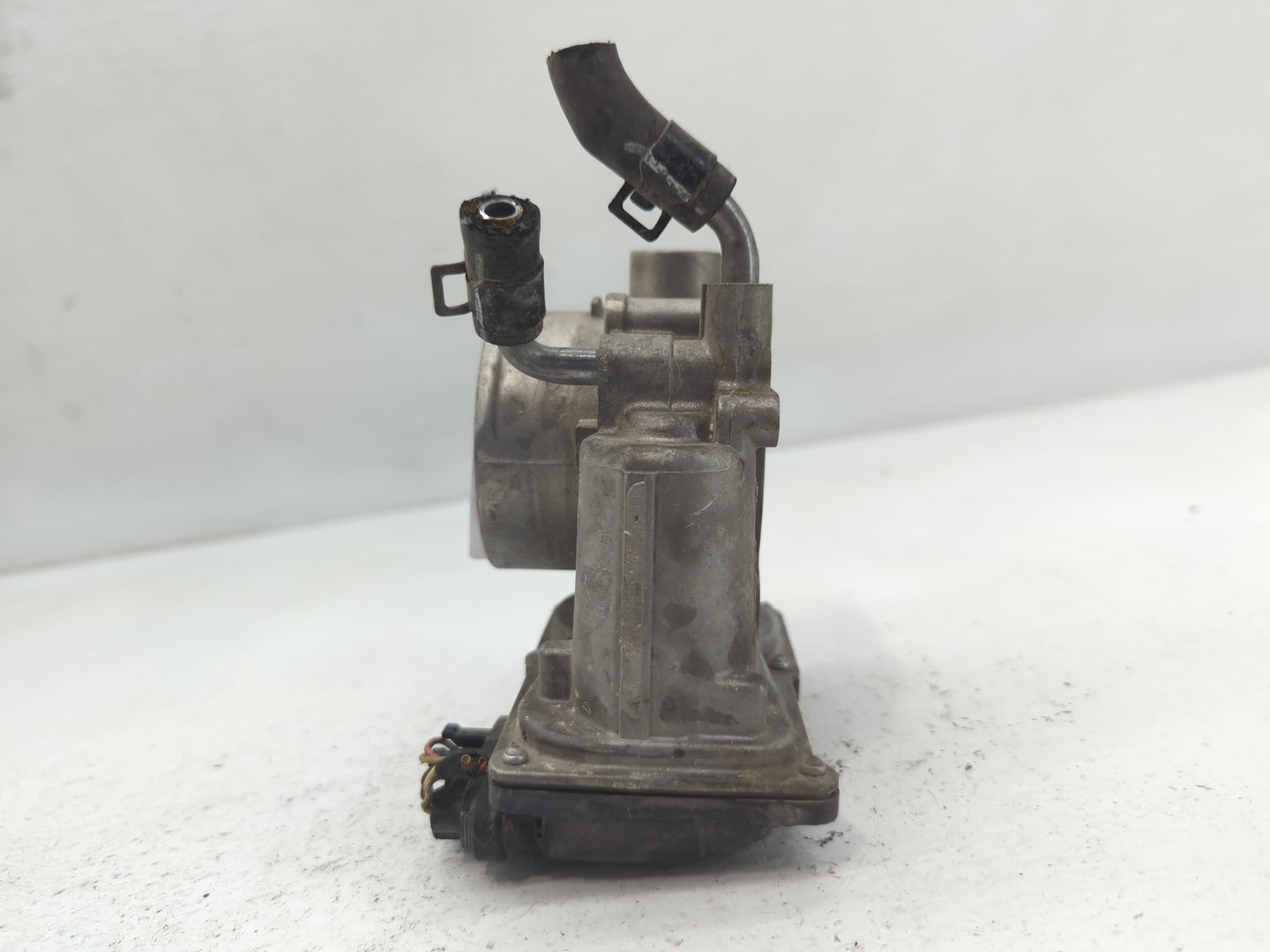 2011-2020 Hyundai Elantra Throttle Body P/N:5323-12B14 35100-2E000 Fits OEM Used Auto Parts - Oemusedautoparts1.com