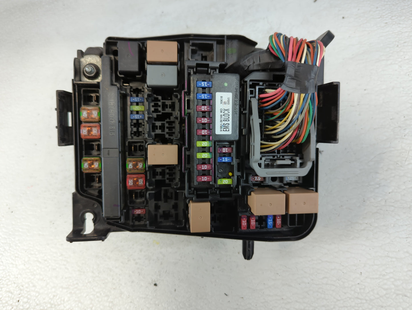 2011-2013 Hyundai Elantra Fusebox Fuse Box Panel Relay Module P/N:1011230288 91950-3X510 Fits Fits 2011 2012 2013 OEM Used A
