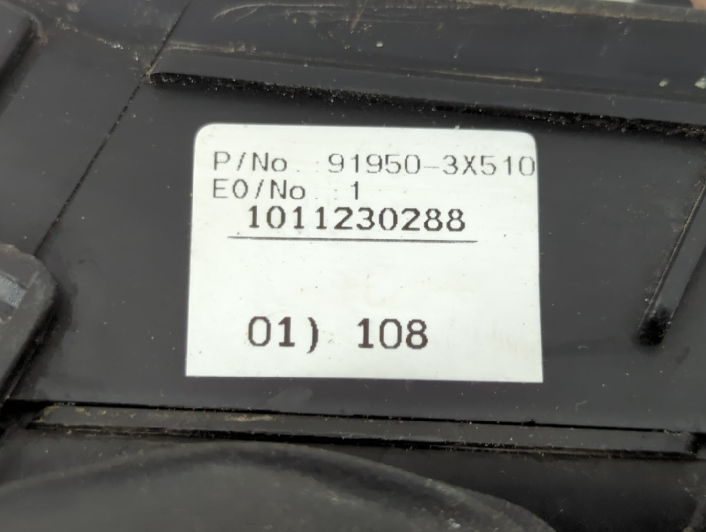 2011-2013 Hyundai Elantra Fusebox Fuse Box Panel Relay Module P/N:1011230288 91950-3X510 Fits Fits 2011 2012 2013 OEM Used A