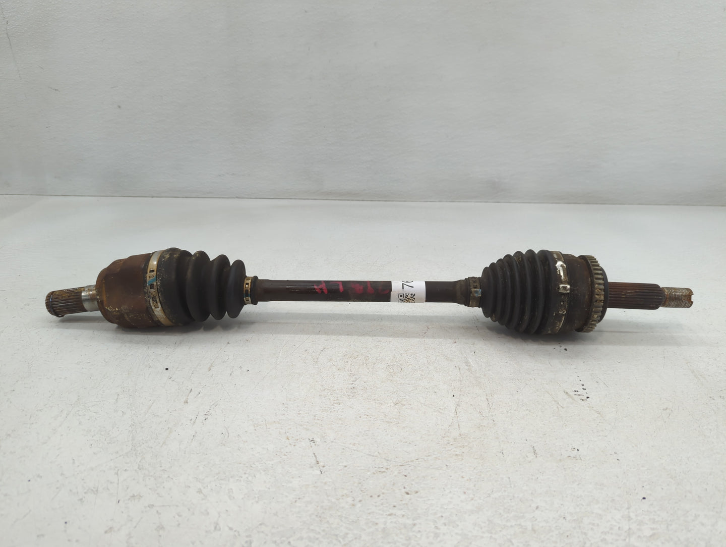 2011-2016 Hyundai Elantra Axle Shaft Front Driver Cv C/v - Oemusedautoparts1.com