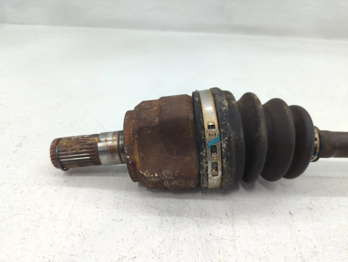 2011-2016 Hyundai Elantra Axle Shaft Front Driver Cv C/v - Oemusedautoparts1.com