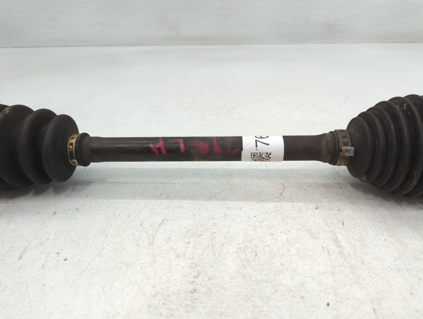 2011-2016 Hyundai Elantra Axle Shaft Front Driver Cv C/v - Oemusedautoparts1.com