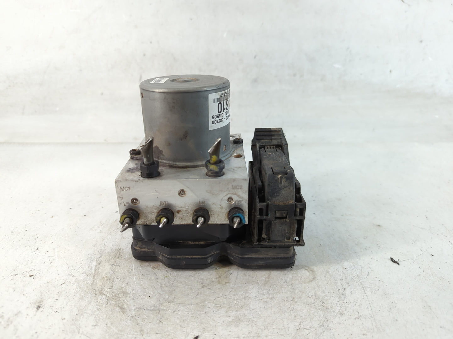 2011-2013 Hyundai Elantra ABS Pump Control Module Replacement P/N:58920-3X700 Fits Fits 2011 2012 2013 OEM Used Auto Parts -