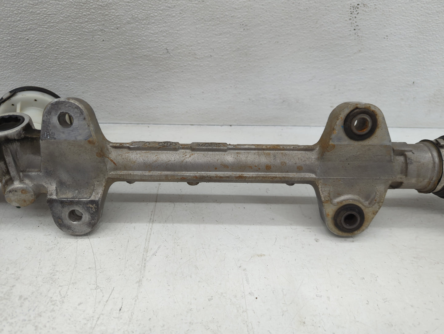 2011-2013 Hyundai Elantra Rack and Pinion Steering Gear Fits Fits 2011 2012 2013 OEM Used Auto Parts - Oemusedautoparts1.com